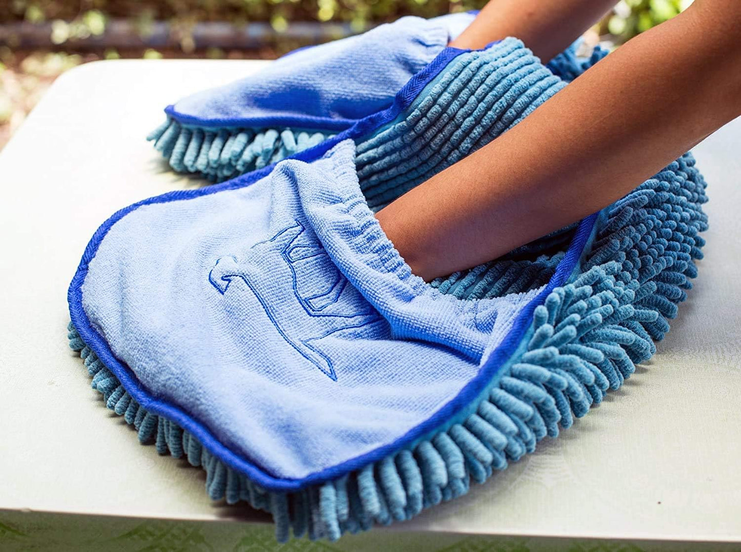 Ultra Absorbent Microfiber Quick Dry Towel for Dogs | Extra Large 35X15 Size | Comfortable Hand Pockets | Suitable for All Breeds | Indoor and Outdoor Use | Durable and Machine Washable